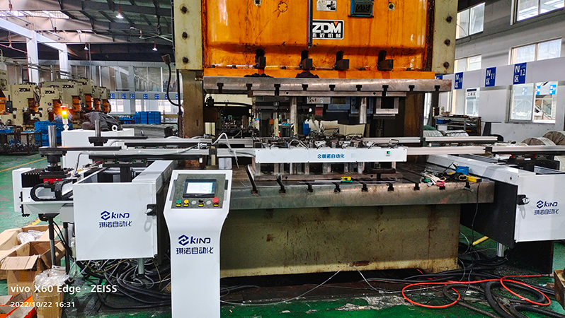 沖床機械手 沖床機械手